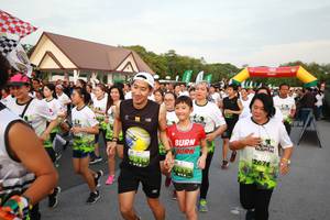 BIB: 2676
                            <button type="button" onclick="openModal(3530728)" class="btn btn-primary btn-sm float-right btn-popup" data-toggle="modal" data-target=".modal-high-quality">
                        <i class="fas fa-shopping-cart"></i> Add to Cart
                    </button>
                                            <button type="button" onclick="isThisMe(3530728, true)" class="btn btn-success btn-sm float-right btn-popup btn-isme hidden" data-toggle="tooltip" data-placement="bottom" title="นี่คือรูปของคุณใช่ไหม คลิกที่นี่เพื่อเอาเข้าอัลบั้ม">
                        <i class="fas fa-plus"></i> Add to album
                    </button>
                    <button type="button" onclick="isThisMe(3530728, false)" class="btn btn-warning btn-sm float-right btn-popup btn-isnotme hidden">
                        <i class="fas fa-ban"></i> Remove from album
                    </button>